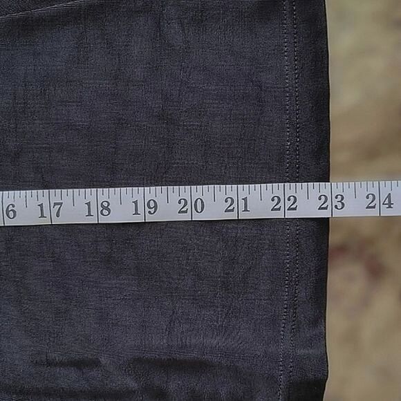 Vtg slinky black rib knit fit and flare midi skirt - Picture 8 of 9